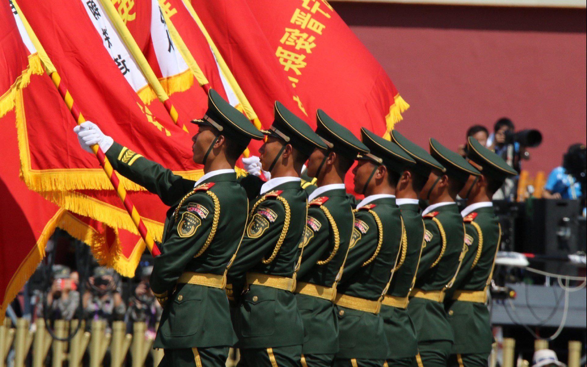 中场铁闸的破壁时刻，当无名之辈凯塞多一脚踢碎韩国足球的傲慢