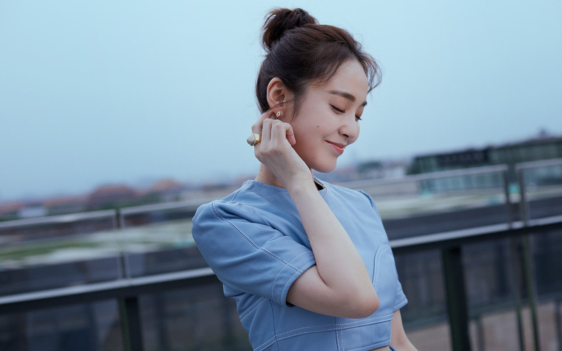 独臂擎天！当队友尽数倒下，这个男人把球队扛在肩上狂奔