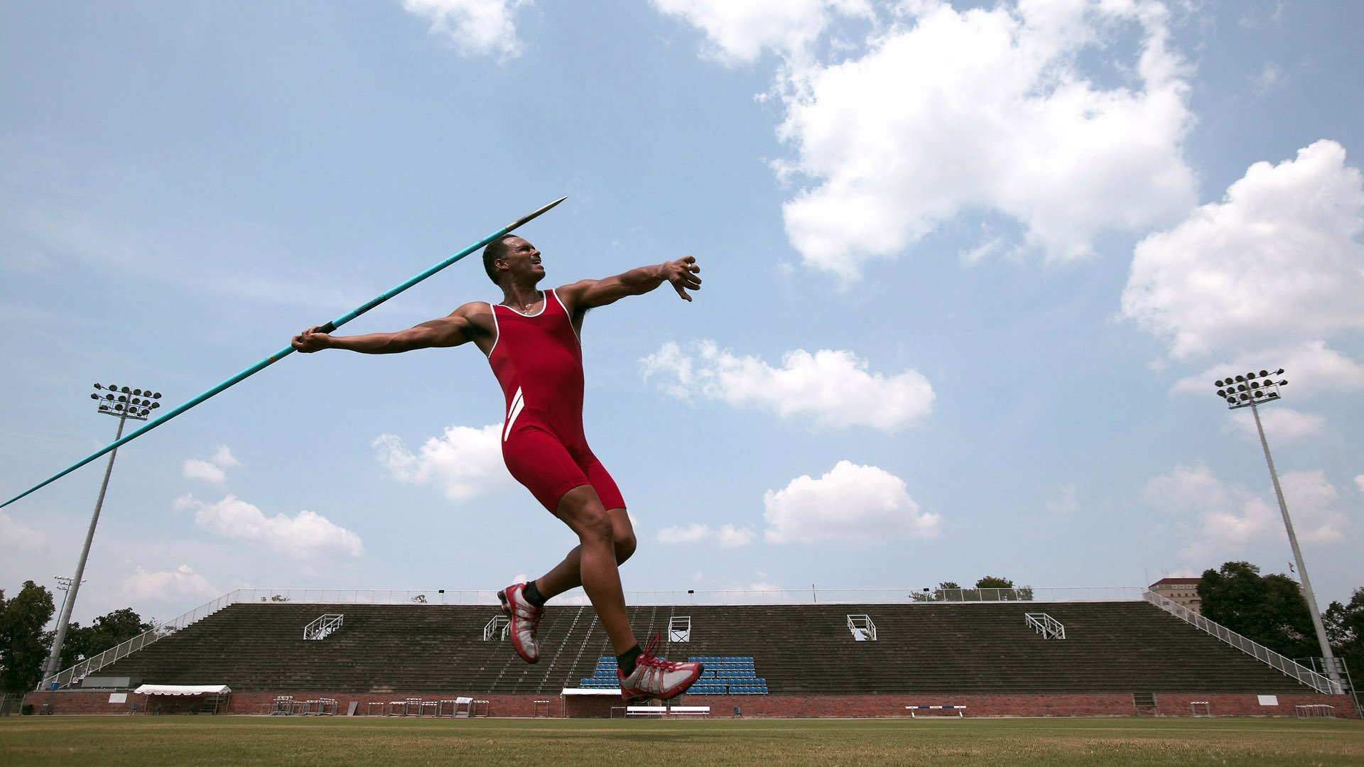 曼联帝星狂飙+世界杯劲旅爆冷!拉什福德脚风炽热,塞内加尔三叉戟打穿高原堡垒