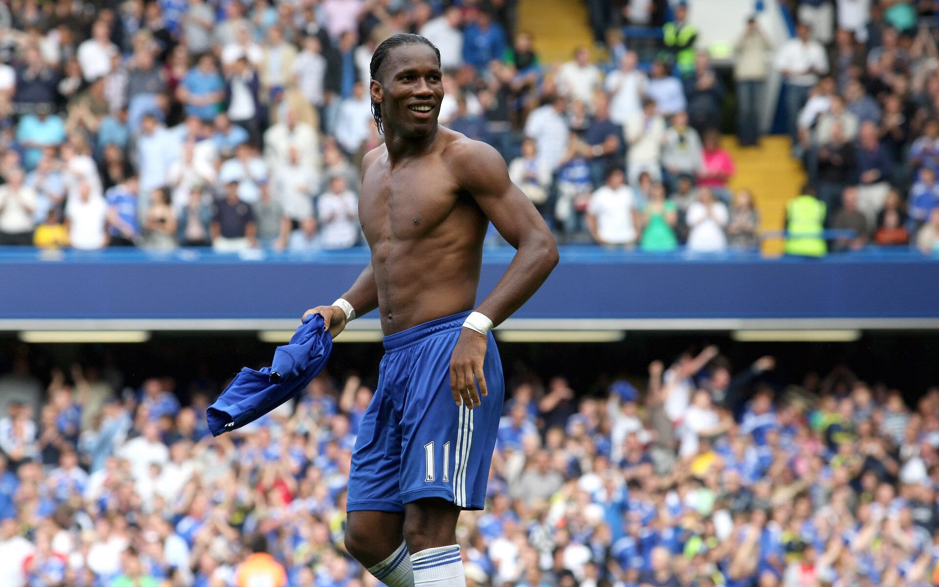 魔术击溃雷霆，德罗赞37+5+4打出生涯巅峰之夜，雷霆双子星黯然失色